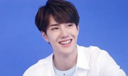 王一博最新八卦爆料,神秘女友身份引网友热议